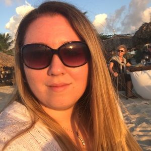 Meet your Posher, Jackie